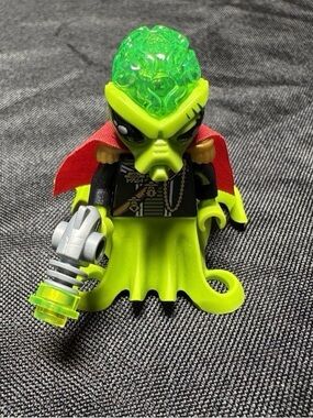 LEGO Alien Conquest Commander Minifigure ac011 w/ Cape & Tentacles – Set 7065